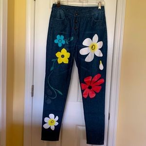 Lightweight Denim Jeans w Flowers. Size S(2-4).